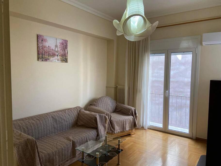 Cozy Apartment In The Heart Of Athènes Extérieur photo